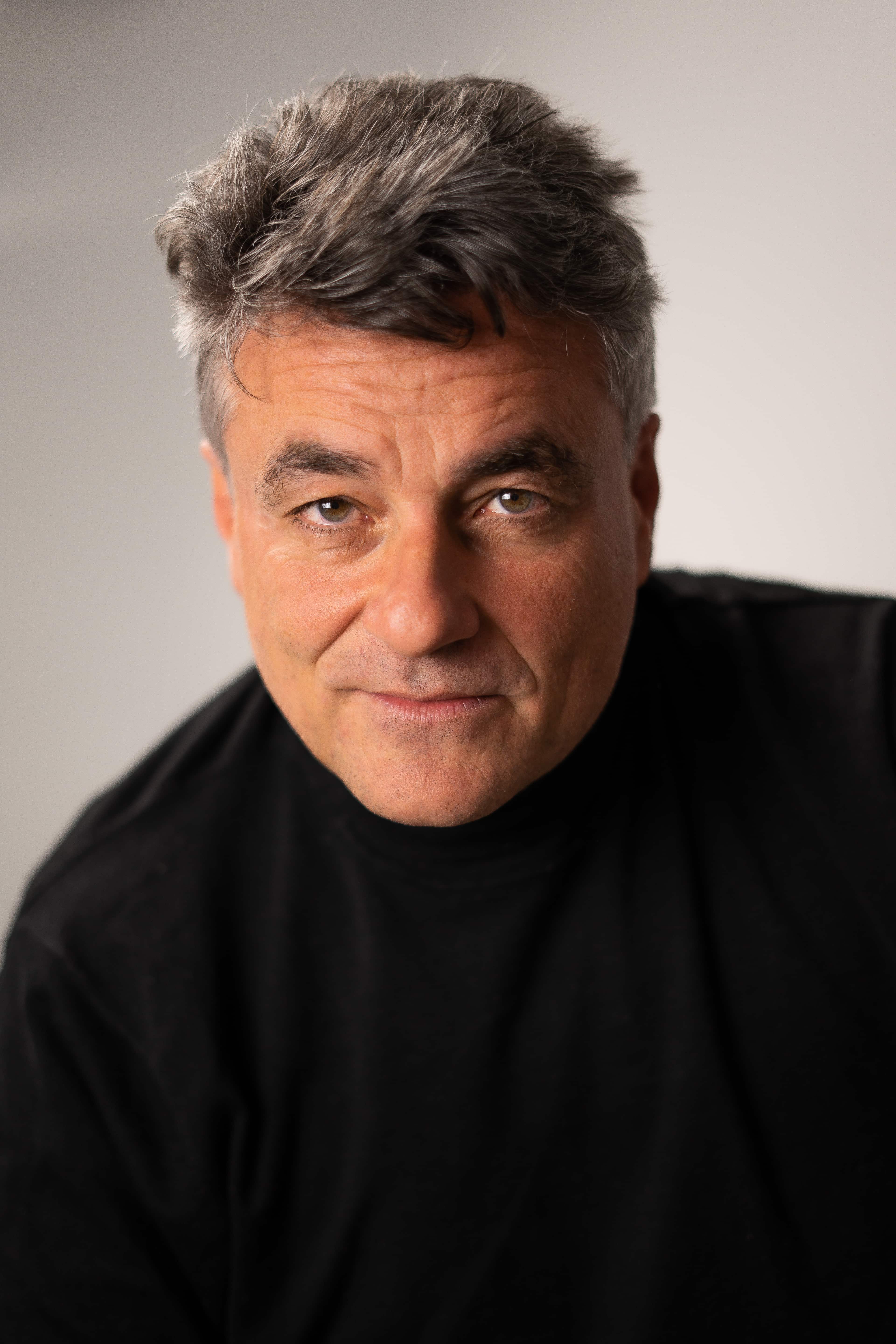 Robert Steiner